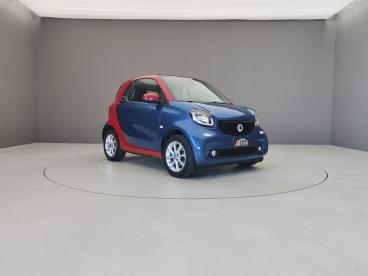 SPOTICAR Smart Fortwo Iii 2015 900 T 90cv Twinamic Passion Usata - City Car Benzina Rosso - Voghera - 502314141_3