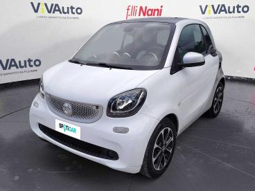 SPOTICAR Smart Fortwo 70 1.0 Passion Usata - City Car Benzina Bianco - Massa - 1202357698_1