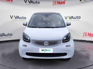 SPOTICAR Smart Fortwo 70 1.0 Passion Usata - City Car Benzina Bianco - Massa - 1202357698_3