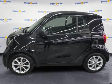 SPOTICAR Smart Fortwo Iii 2015 1.0 Youngster 71cv Twinamic Usata - City Car Benzina Nero - Roma - 502422551_2