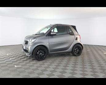 SPOTICAR Smart Fortwo Iii Cabrio 0.9 T Superpassion 90cv Twinamic Usata - City Car Benzina Grigio - Piacenza - 502426138_1