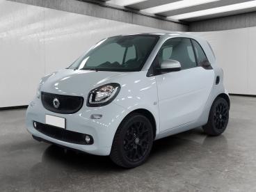 SPOTICAR Smart Fortwo 1.0 Passion 71cv Twinamic My18 Usata - City Car Benzina Bianco - Cuneo - 502436344_1