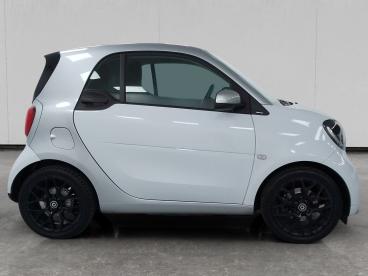 SPOTICAR Smart Fortwo 1.0 Passion 71cv Twinamic My18 Usata - City Car Benzina Bianco - Cuneo - 502436344_4