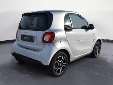SPOTICAR Smart Fortwo 70 1.0 52kw Superpassion Twinamic Usata - City Car Benzina Bianco - Giarre - 502439127_4