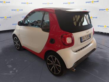 SPOTICAR Smart Fortwo Iii 2015 Cabrio Cabrio 0.9 T Passion 90cv Twinamic Usata - City Car Benzina Bianco - Roma - 502439281_3