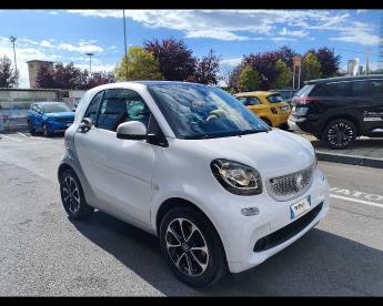 SPOTICAR Smart Fortwo 1.0 Passion 71cv Twinamic Usata - City Car Benzina Bianco - Terni - 1202463602_3