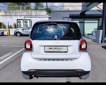 SPOTICAR Smart Fortwo 1.0 Passion 71cv Twinamic Usata - City Car Benzina Bianco - Terni - 1202463602_5