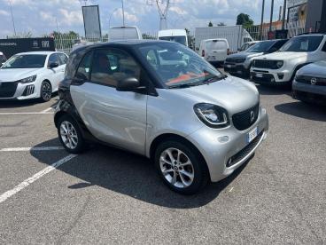 SPOTICAR Smart Fortwo 90 0.9 66kw Turbo Passion Usata - City Car Benzina Grigio - Milano - 502473241_3