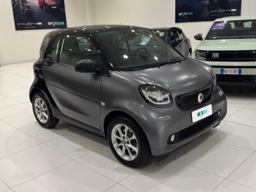 SPOTICAR Smart Fortwo 70 1.0 52kw Passion Twinamic Usata - City Car Benzina Nero - Napoli - 1202506028_3