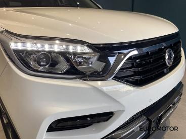 SPOTICAR Ssangyong Rexton 2.2 E-xdi Dream 4wd Auto Usata - Suv Diesel Bianco - Modugno - 1202438134_5