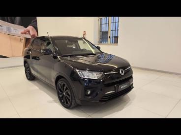 SPOTICAR Ssangyong Tivoli 1.6 Diesel 2wd Comfort Aut. Usata - Suv Diesel Nero - Misterbianco - 902456780_3