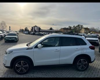 SPOTICAR Suzuki Vitara Ii 1.0 Boosterjet Starview 2wd Auto Usata - Suv Benzina Bianco - Massarosa - 502420535_4