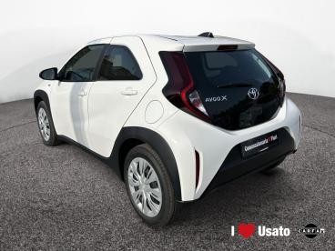 SPOTICAR Toyota Aygo X 1.0 Active 72cv S-cvt Usata - City Car Benzina Bianco - Roma - 502371957_4