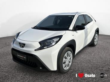 SPOTICAR Toyota Aygo X 1.0 Active 72cv S-cvt Usata - City Car Benzina Bianco - Roma - 502371959_1