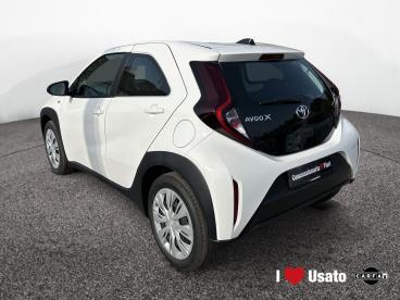 SPOTICAR Toyota Aygo X 1.0 Active 72cv S-cvt Usata - City Car Benzina Bianco - Roma - 502371960_4