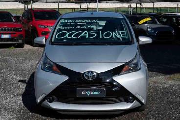 SPOTICAR Toyota Aygo 1.0 Vvt-i 69 Cv 5 Porte X-wave Usata - City Car Benzina Grigio - Carmagnola - 502393879_2