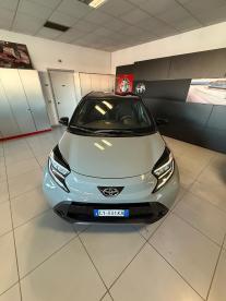 SPOTICAR Toyota Aygo X 1.0 Vvt-i 72 Cv 5 Porte Lounge S-cvt Usata - City Car Benzina Grigio - Casatenovo - 502403294_1