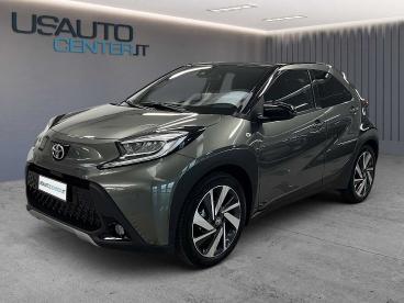 SPOTICAR Toyota Aygo 1.0 Lounge 72cv S-cvt Usata - City Car Benzina Nero - Bergamo - 1202419412_1