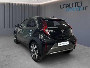 SPOTICAR Toyota Aygo 1.0 Lounge 72cv S-cvt Usata - City Car Benzina Nero - Bergamo - 1202419412_5