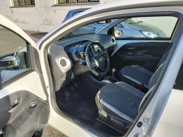 SPOTICAR Toyota Aygo Connect 1.0 Vvt-i 72 Cv 5 Porte X-cool Usata - City Car Benzina Bianco - Prato - 1202421570_4