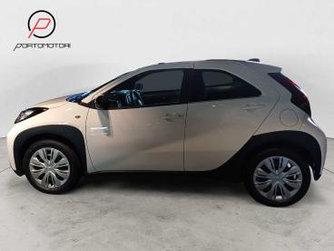 SPOTICAR Toyota Aygo 1.0 Vvt-i 72 Cv 5 Porte Active Usata - City Car Benzina Bianco - Portogruaro - 1202434939_2