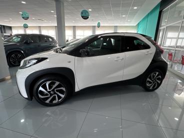 SPOTICAR Toyota Aygo 1.0b (72 Cv) Trend Usata - City Car Benzina Bianco - Palermo - 1202435117_4