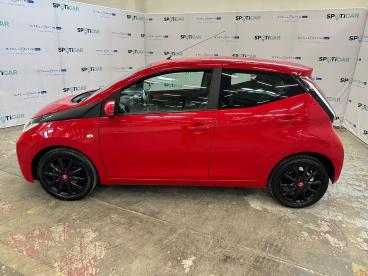 SPOTICAR Toyota Aygo 1.0 Vvt-i X-play Tss Usata - City Car Benzina Rosso - Roma - 1202439670_4