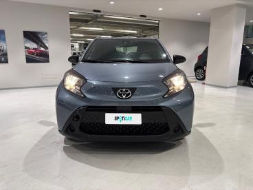 SPOTICAR Toyota Aygo 1.0b (72 Cv) Active Usata - City Car Benzina Bianco - Sesto San Giovanni - 1202441754_2