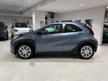 SPOTICAR Toyota Aygo 1.0b (72 Cv) Active Usata - City Car Benzina Bianco - Sesto San Giovanni - 1202441754_4