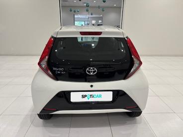 SPOTICAR Toyota Aygo 1.0 Vvt-i X-play Usata - City Car Benzina Bianco - Napoli - 1202450499_5