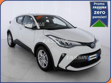 SPOTICAR Toyota C-hr 1.8 Hybrid E-cvt Business Usata - Suv Ibrido Bianco - Milano - 502293969_1
