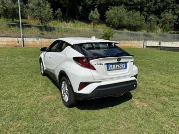 SPOTICAR Toyota C-hr I 2020 1.8h Business E-cvt Usata - Suv Ibrido Bianco - Lancusi - 502493010_5
