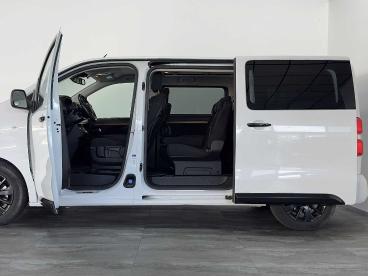 SPOTICAR Toyota Proace 2.0d 180 Cv L1 D Black Edition 8 Posti Usata -  Diesel Bianco - Montichiari - 1202406708_4