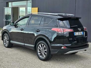 SPOTICAR Toyota Rav4 My23 2.0 D-4d 2wd Lounge Pelle Usata - Suv Diesel Nero - Foggia - 1202381707_3