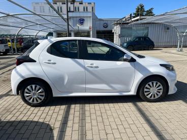 SPOTICAR Toyota Yaris 1.0 5 Porte Active Usata - City Car Benzina Bianco - Milano - 502411232_4