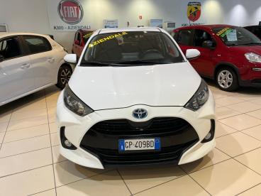 SPOTICAR Toyota Yaris 1.5 Hybrid 5 Porte Business Usata - City Car Ibrido Bianco - Milano - 502411233_2