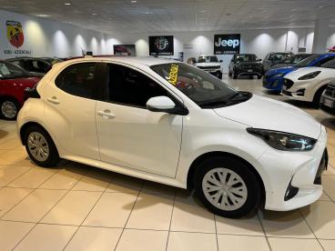 SPOTICAR Toyota Yaris 1.5 Hybrid 5 Porte Business Usata - City Car Ibrido Bianco - Milano - 502411233_4