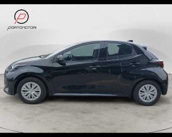 SPOTICAR Toyota Yaris 1.5 Hybrid 5 Porte Active Usata - City Car Ibrido Nero - Portogruaro - 1202437815_2
