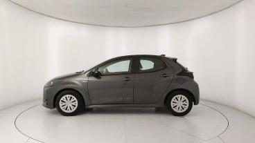 SPOTICAR Toyota Yaris 1.5 Hybrid 5 Porte Active Usata - City Car Benzina Grigio - Modugno - 1202460350_3