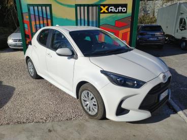 SPOTICAR Toyota Yaris Iv 2020 1.5h Active Usata - City Car Ibrido Bianco - Lancusi - 502492740_2