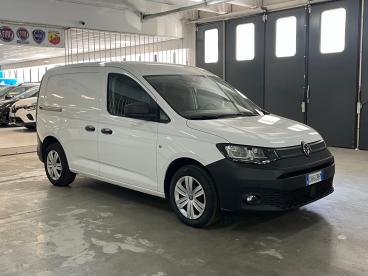 SPOTICAR Volkswagen Caddy Iv Maxi 2.0 Tdi 102cv Plus E6 Usata - Family Car Diesel Bianco - Bollengo - 502487833_1