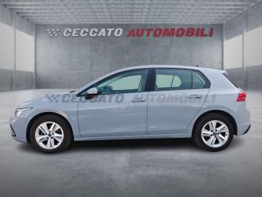 SPOTICAR Volkswagen Golf 1.0 Etsi Evo Life 110cv Dsg Usata - Berlina Ibrido Grigio - Albignasego - 502393598_2