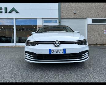 SPOTICAR Volkswagen Golf * 1.0 Etsi Evo 110cv Life Dsg Usata - Coupé-cabriolet Ibrido Bianco - Bollengo - 502401875_2