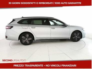 SPOTICAR Volkswagen Passat 1.5 Etsi Act R-line 150cv Dsg Usata - Station Wagon Benzina Argento - San Giovanni Teatino - 1202379642_4
