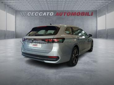 SPOTICAR Volkswagen Passat 1.5 Tsi Ehybrid Buiness Dsg 204 C My 24 Usata - Veicoli Commerciali Ibrido Plug-in Grigio - Albignasego - 502404200_4
