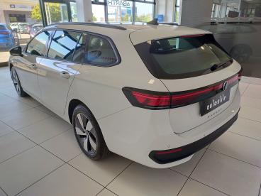 SPOTICAR Volkswagen Passat  Usata - Veicoli Commerciali Diesel Bianco - Reggio Emilia - 502516466_5