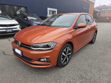 SPOTICAR Volkswagen Polo 1.0 Mpi 75 Cv 5p. Comfortline Usata - City Car Benzina Arancione - Abbiategrasso - 1202420354_2