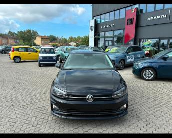 SPOTICAR Volkswagen Polo Vi 5p 1.0 Tsi Comfortline 95cv Usata - Veicoli Commerciali Benzina Nero - Massarosa - 502488082_2