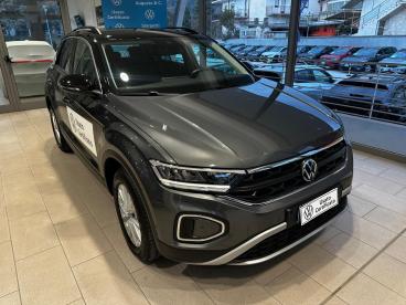 SPOTICAR Volkswagen T-roc 2.0 Tdi Scr 150 Cv Dsg Life Usata - Suv Diesel Grigio - Avezzano - 502363609_1