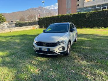 SPOTICAR Volkswagen T-roc 1.0 Tsi Life 110cv Usata - Suv Benzina Beige - Lancusi - 502405123_1